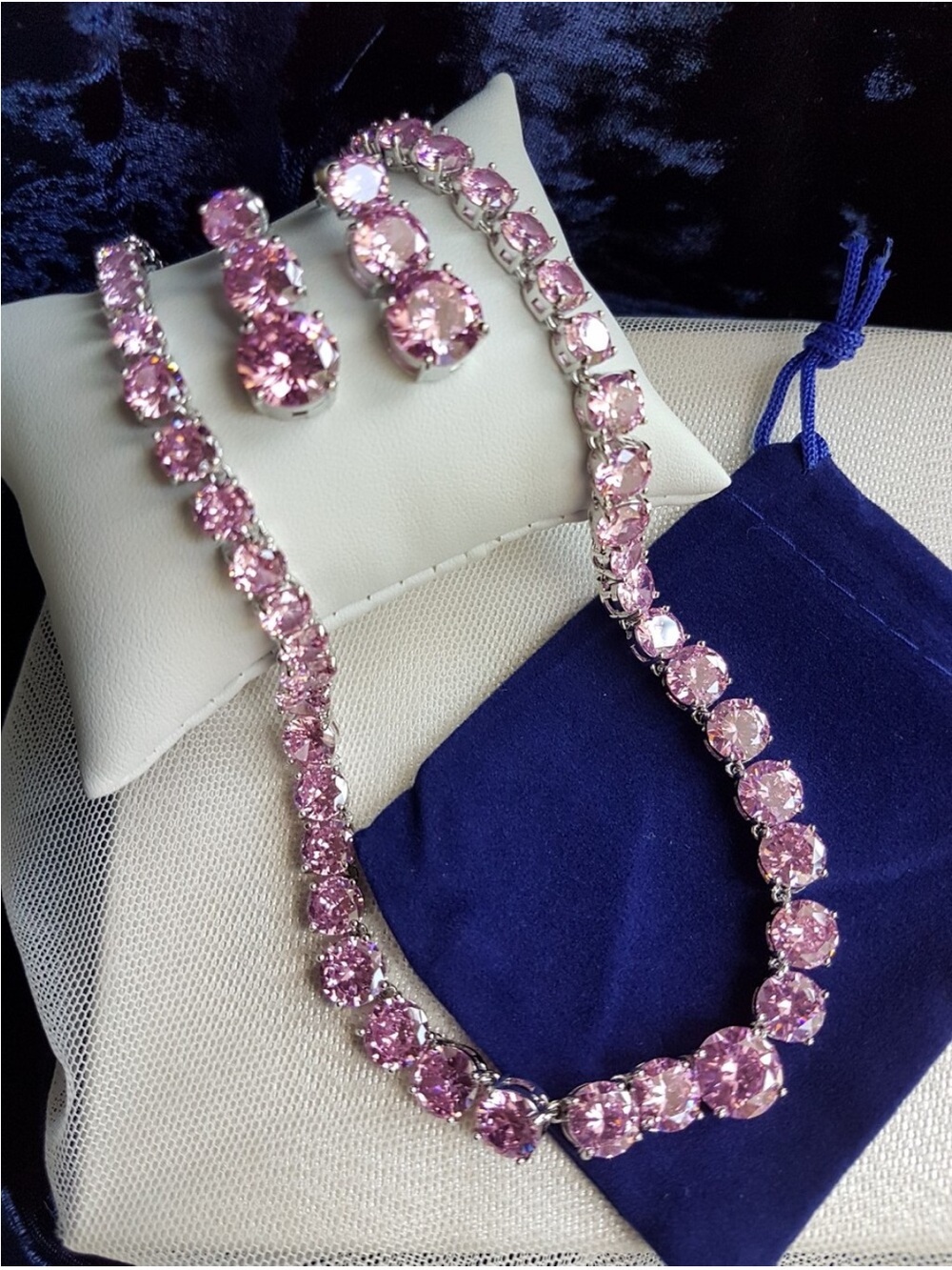 Swarovskis Elements Platinum Plated Round Pink Graduated Drop Earrings NEW - Picture 13 of 14